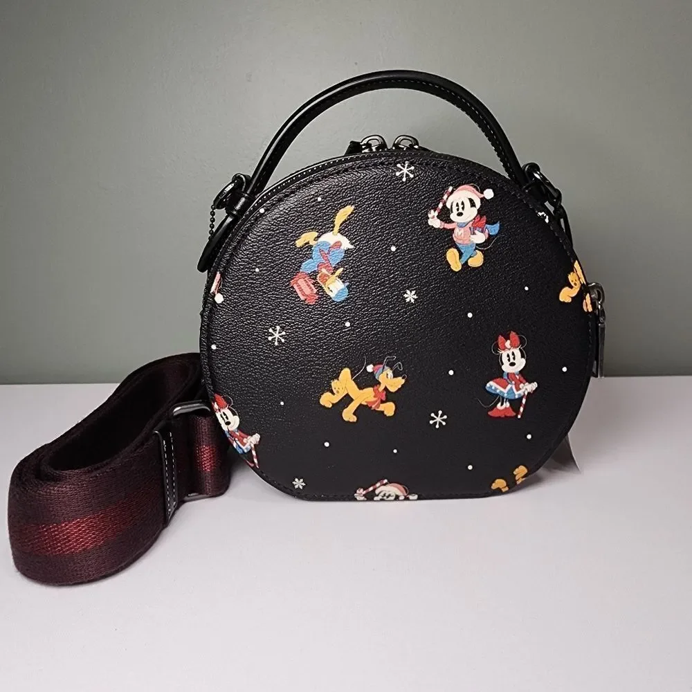 Coach disney canteen